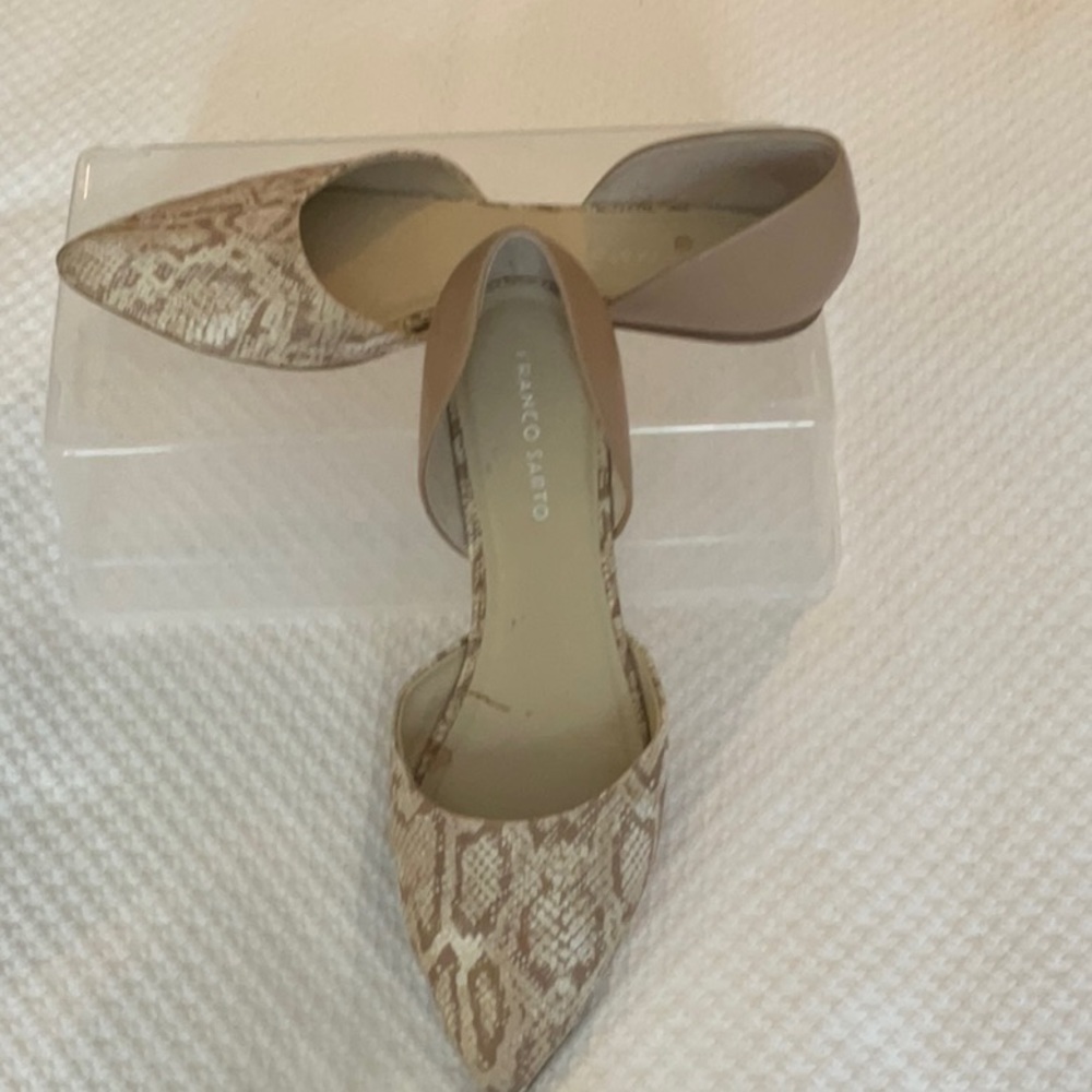 Franco Sarto Flats